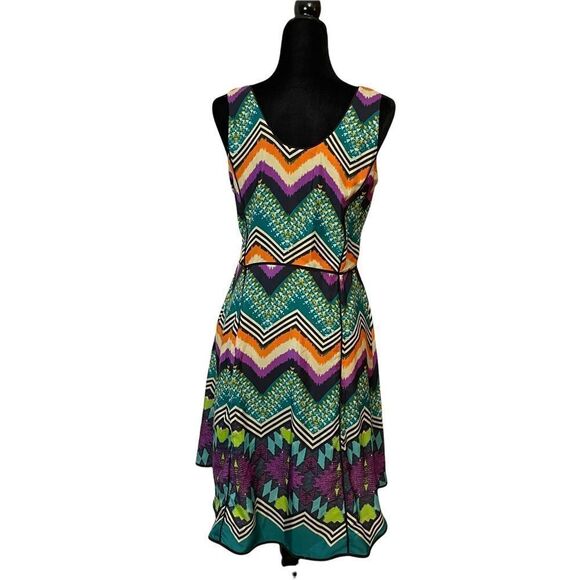 Bar III Chevron Print Dress - M - Picture 6 of 6